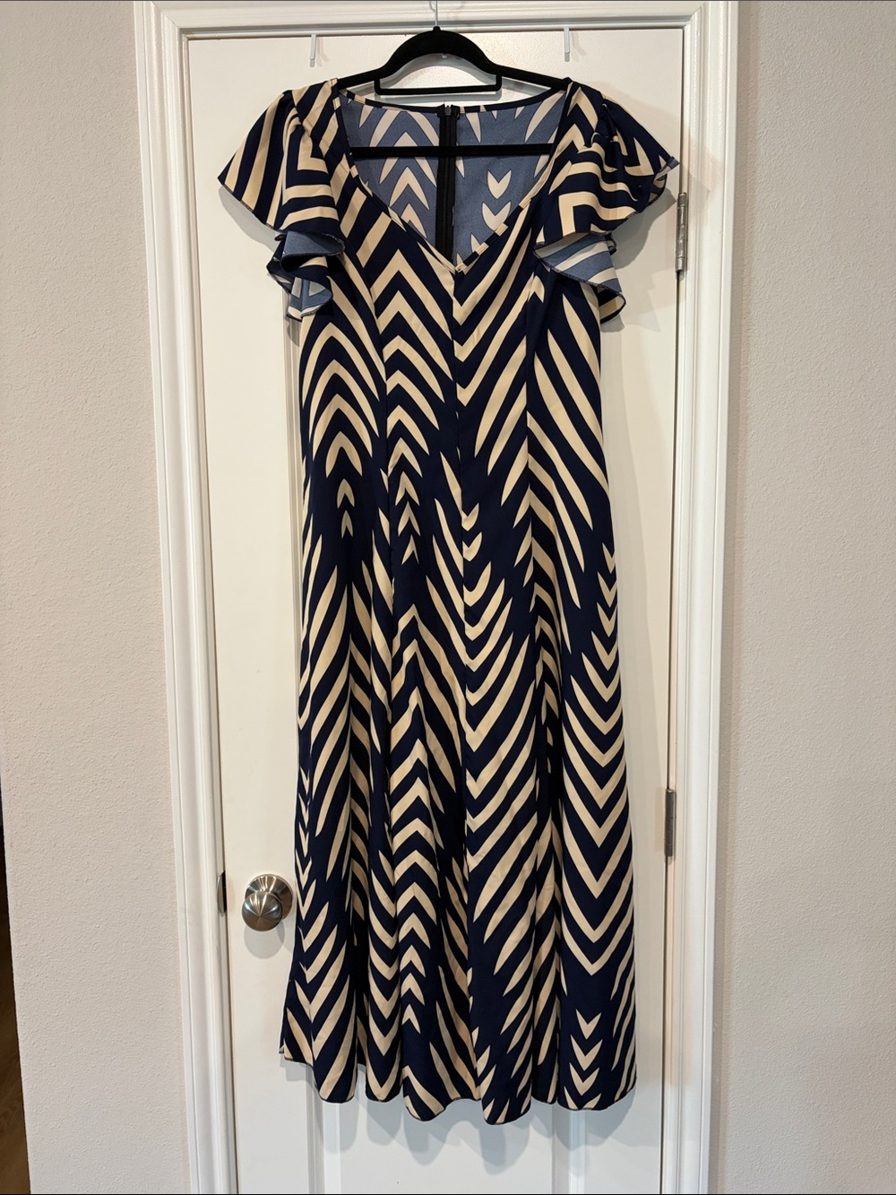 SHEIN Navy & Cream Chevron V‑Neck Flutter Sleeve Maxi Dress